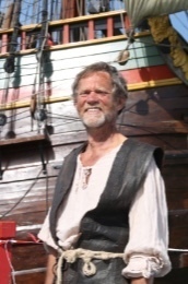 hanskooistra172x260-small hanskooistra172x260-small